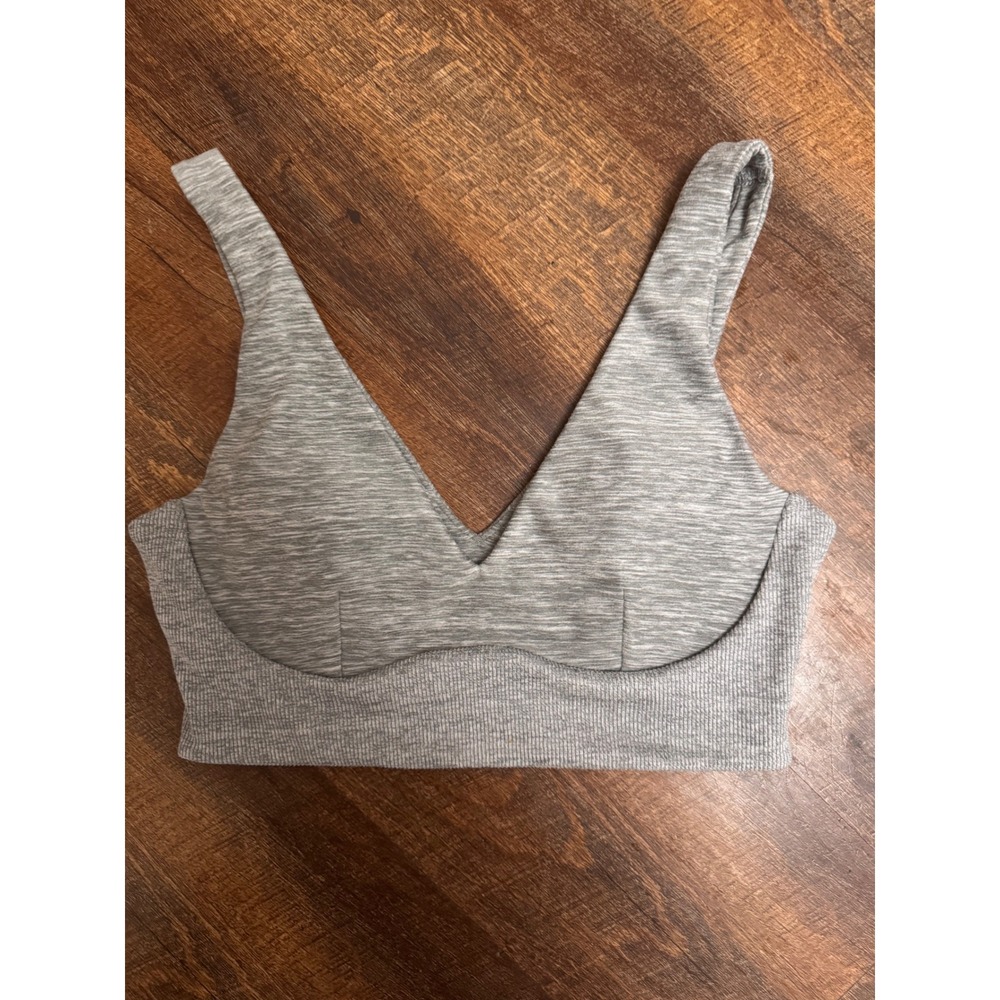 Victoria's Secret Gray Open Back Sports Bra Small Wireless Light Support